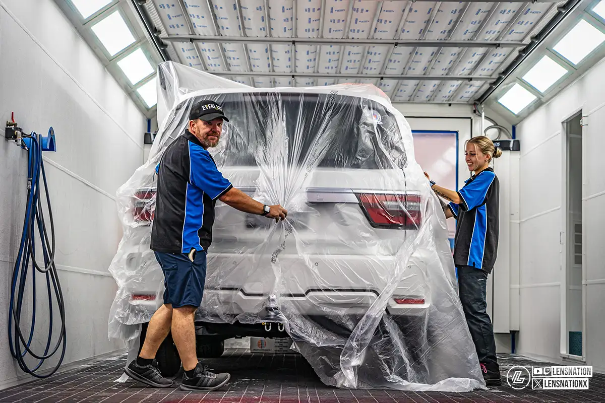 Paint shop photo Car Repair Shop