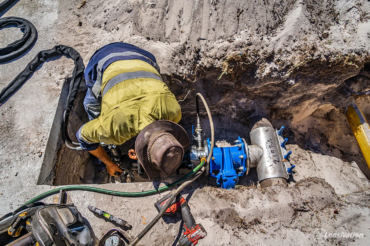 MiniTap hot tapping equipment photographed on-site in Perth