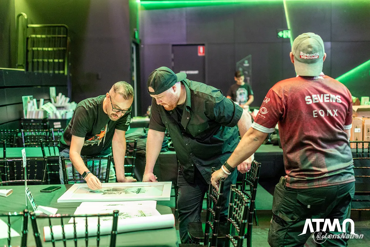 With CIG Zyloh showing him my pencil Darwing