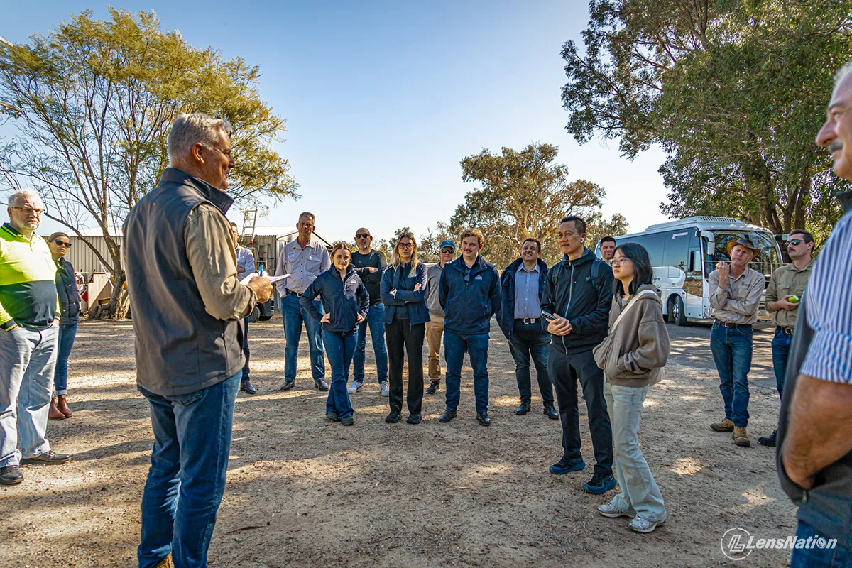 Hein de Villiers of Crommelin Agricoatings addressing delegates of Fertilizer Australia