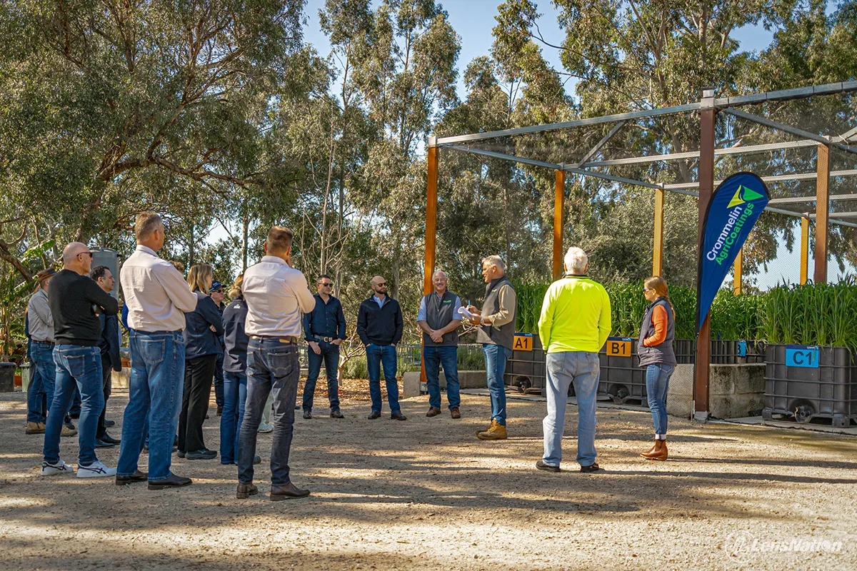 Hein de Villiers of Crommelin Agricoatings addressing delegates of Fertilizer Australia